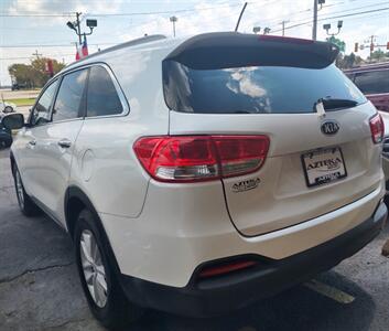 2017 Kia Sorento LX V6   - Photo 6 - Tulsa, OK 74112