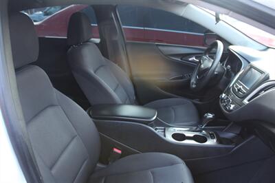 2017 Chevrolet Malibu LS   - Photo 17 - Tulsa, OK 74112