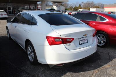 2017 Chevrolet Malibu LS   - Photo 10 - Tulsa, OK 74112