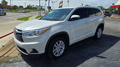 2015 Toyota Highlander LE   - Photo 10 - Tulsa, OK 74112