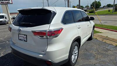 2015 Toyota Highlander LE   - Photo 6 - Tulsa, OK 74112