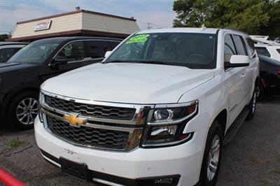 2017 Chevrolet Suburban LT   - Photo 5 - Tulsa, OK 74112