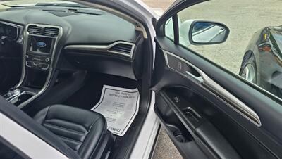2020 Ford Fusion SEL   - Photo 8 - Tulsa, OK 74112