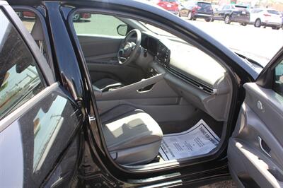 2022 Hyundai ELANTRA SEL   - Photo 15 - Tulsa, OK 74112