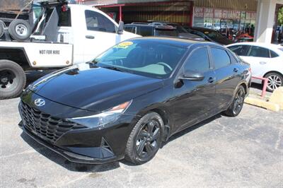 2022 Hyundai ELANTRA SEL   - Photo 2 - Tulsa, OK 74112