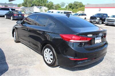 2018 Hyundai ELANTRA LE   - Photo 3 - Tulsa, OK 74112