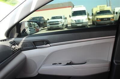 2018 Hyundai ELANTRA LE   - Photo 23 - Tulsa, OK 74112