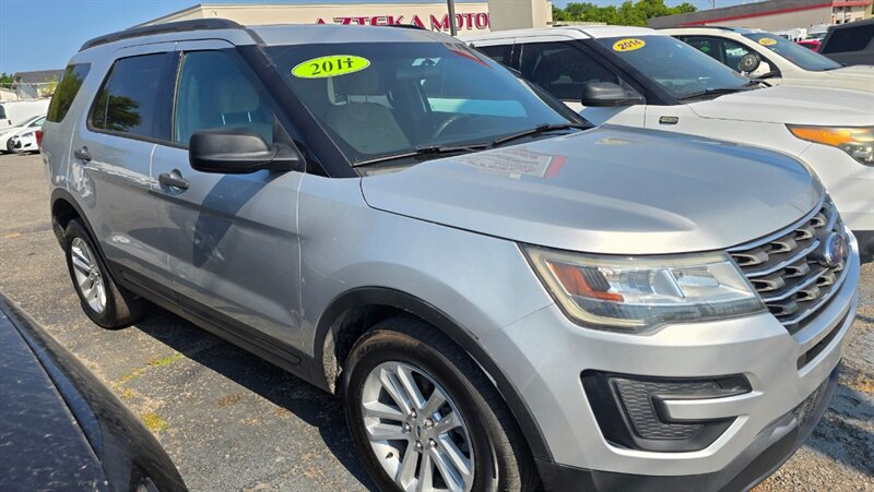 2017 Ford Explorer   - Photo 1 - Tulsa, OK 74112