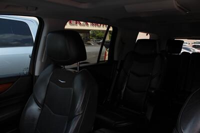 2015 Cadillac Escalade Luxury   - Photo 12 - Tulsa, OK 74112