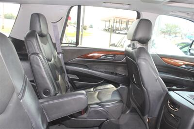 2015 Cadillac Escalade Luxury   - Photo 30 - Tulsa, OK 74112