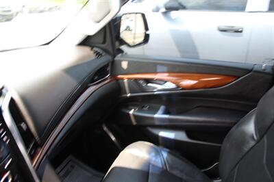 2015 Cadillac Escalade Luxury   - Photo 15 - Tulsa, OK 74112