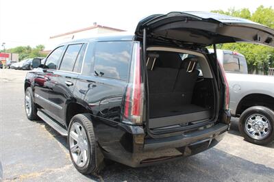 2015 Cadillac Escalade Luxury   - Photo 4 - Tulsa, OK 74112