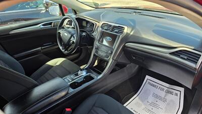 2020 Ford Fusion SE - Photo 8 - Tulsa, OK 74112
