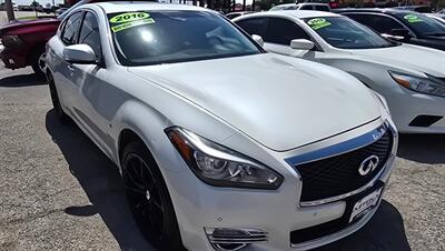 2016 INFINITI Q70 3.7 Sedan
