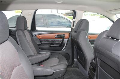 2015 Chevrolet Traverse LT   - Photo 17 - Tulsa, OK 74112