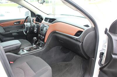 2015 Chevrolet Traverse LT   - Photo 15 - Tulsa, OK 74112