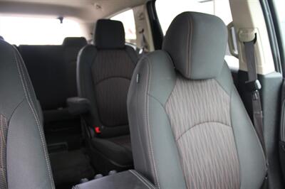 2015 Chevrolet Traverse LT   - Photo 19 - Tulsa, OK 74112
