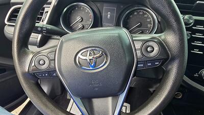 2020 Toyota Camry LE   - Photo 20 - Tulsa, OK 74112