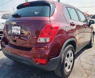 2017 Chevrolet Trax LS   - Photo 4 - Tulsa, OK 74112