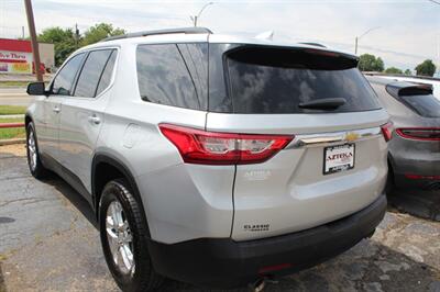 2019 Chevrolet Traverse LT Cloth   - Photo 4 - Tulsa, OK 74112