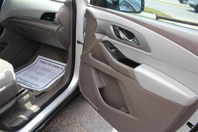 2019 Chevrolet Traverse LT Cloth   - Photo 12 - Tulsa, OK 74112