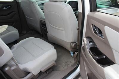 2019 Chevrolet Traverse LT Cloth   - Photo 14 - Tulsa, OK 74112
