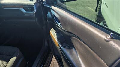 2018 GMC Acadia SLE-2 - Photo 10 - Tulsa, OK 74112