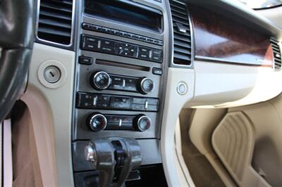 2011 Ford Taurus SEL   - Photo 17 - Tulsa, OK 74112