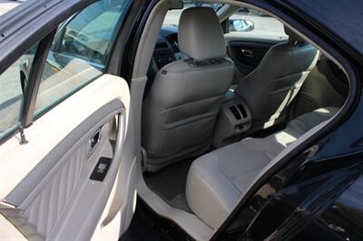 2011 Ford Taurus SEL   - Photo 10 - Tulsa, OK 74112