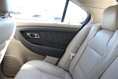 2011 Ford Taurus SEL   - Photo 13 - Tulsa, OK 74112