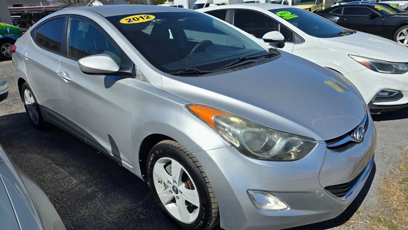 2012 Hyundai ELANTRA Limited  