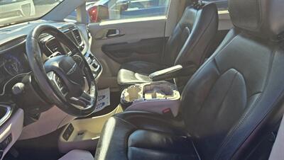2020 Chrysler Pacifica Touring L   - Photo 32 - Tulsa, OK 74112