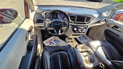 2020 Chrysler Pacifica Touring L   - Photo 30 - Tulsa, OK 74112