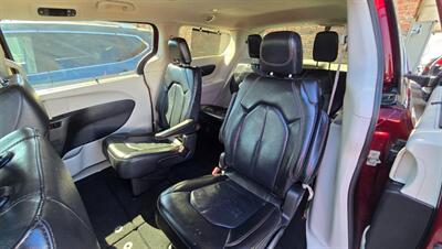 2020 Chrysler Pacifica Touring L   - Photo 28 - Tulsa, OK 74112