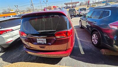 2020 Chrysler Pacifica Touring L   - Photo 13 - Tulsa, OK 74112
