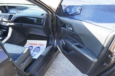 2016 Honda Accord LX w/Honda Sensing - Photo 13 - Tulsa, OK 74112