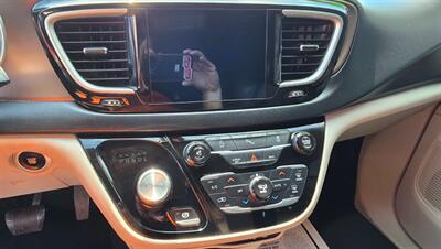 2017 Chrysler Pacifica Touring-L   - Photo 20 - Tulsa, OK 74112