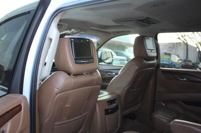 2016 Cadillac Escalade ESV Platinum - Photo 24 - Tulsa, OK 74112