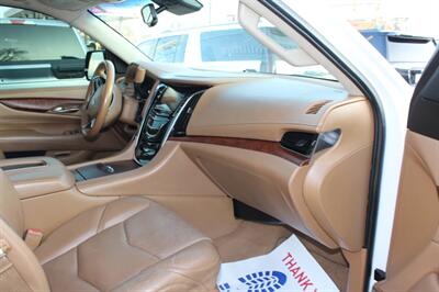 2016 Cadillac Escalade ESV Platinum - Photo 11 - Tulsa, OK 74112