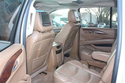 2016 Cadillac Escalade ESV Platinum - Photo 21 - Tulsa, OK 74112