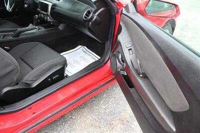 2015 Chevrolet Camaro LT   - Photo 14 - Tulsa, OK 74112