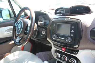 2015 Jeep Renegade Latitude   - Photo 15 - Tulsa, OK 74112