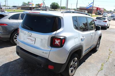 2015 Jeep Renegade Latitude   - Photo 22 - Tulsa, OK 74112