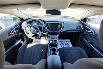 2015 Chrysler 200 LX   - Photo 4 - Tulsa, OK 74112