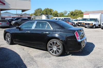 2012 Chrysler 300C - Photo 5 - Tulsa, OK 74112