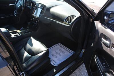 2012 Chrysler 300C - Photo 12 - Tulsa, OK 74112