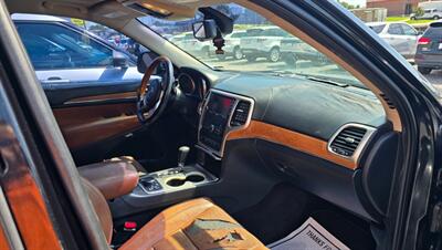 2011 Jeep Grand Cherokee Overland - Photo 8 - Tulsa, OK 74112
