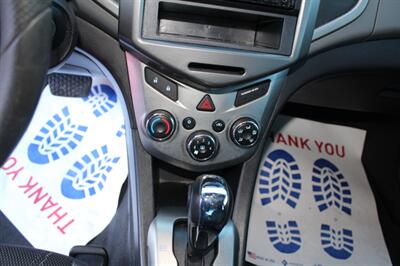 2014 Chevrolet Sonic LT Auto   - Photo 15 - Tulsa, OK 74112