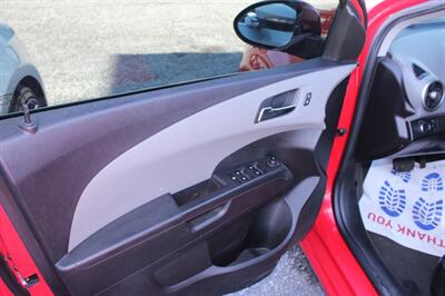 2014 Chevrolet Sonic LT Auto   - Photo 12 - Tulsa, OK 74112