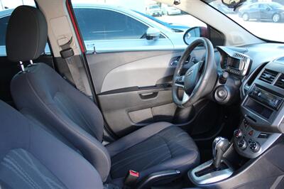 2014 Chevrolet Sonic LT Auto   - Photo 5 - Tulsa, OK 74112